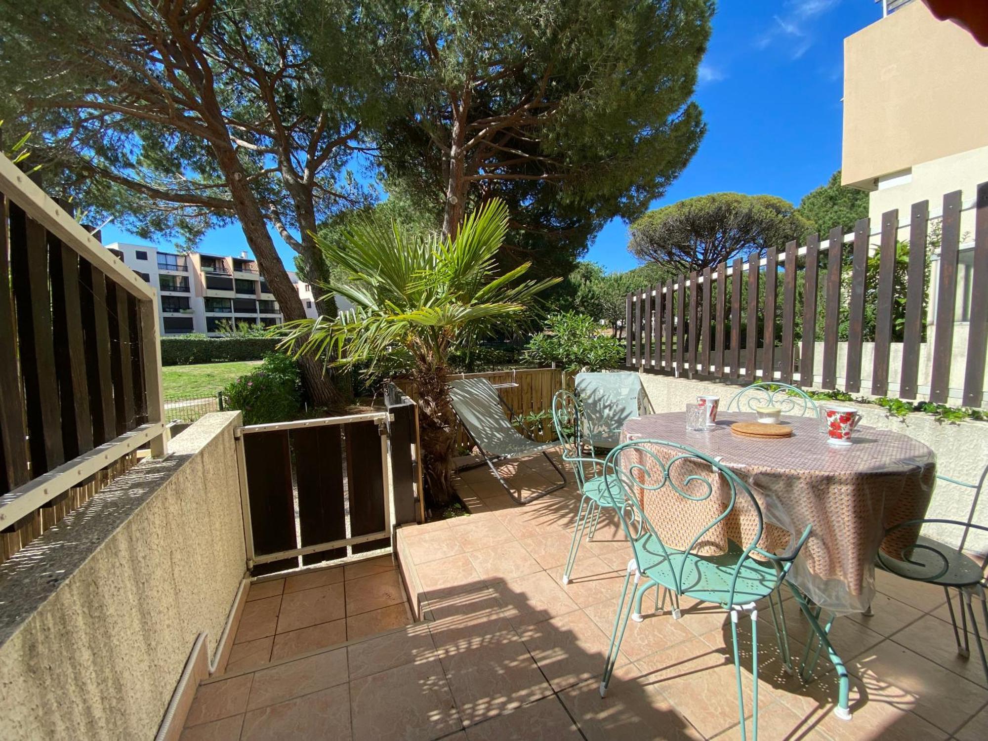 Sol-Y-Days Los Amigos, Studio 4 Couchages En Rez-De-Jardin, Avec Grande Terrasse Et Parking, A 250M De La Plage Le Grau-du-Roi Bagian luar foto